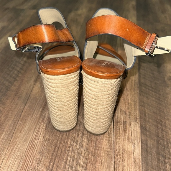 Michael Kors Summer Brown Leather Jute Sandals Size 38 - Picture 3 of 6